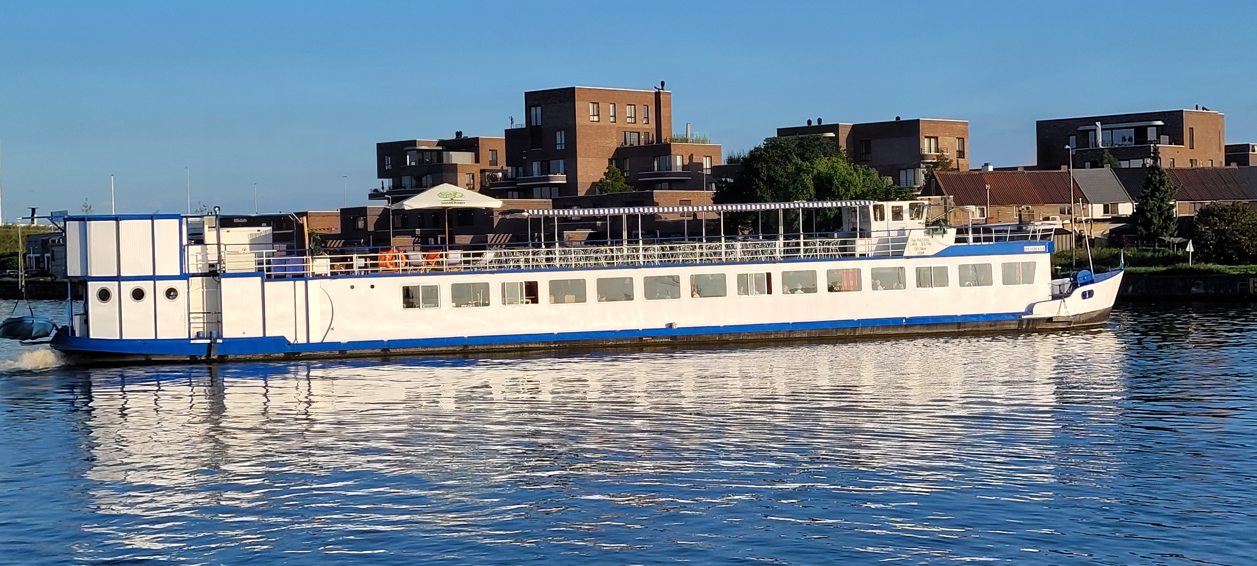 NR 145 - Captain’s Brunch Cruise & Hasselt met gids !